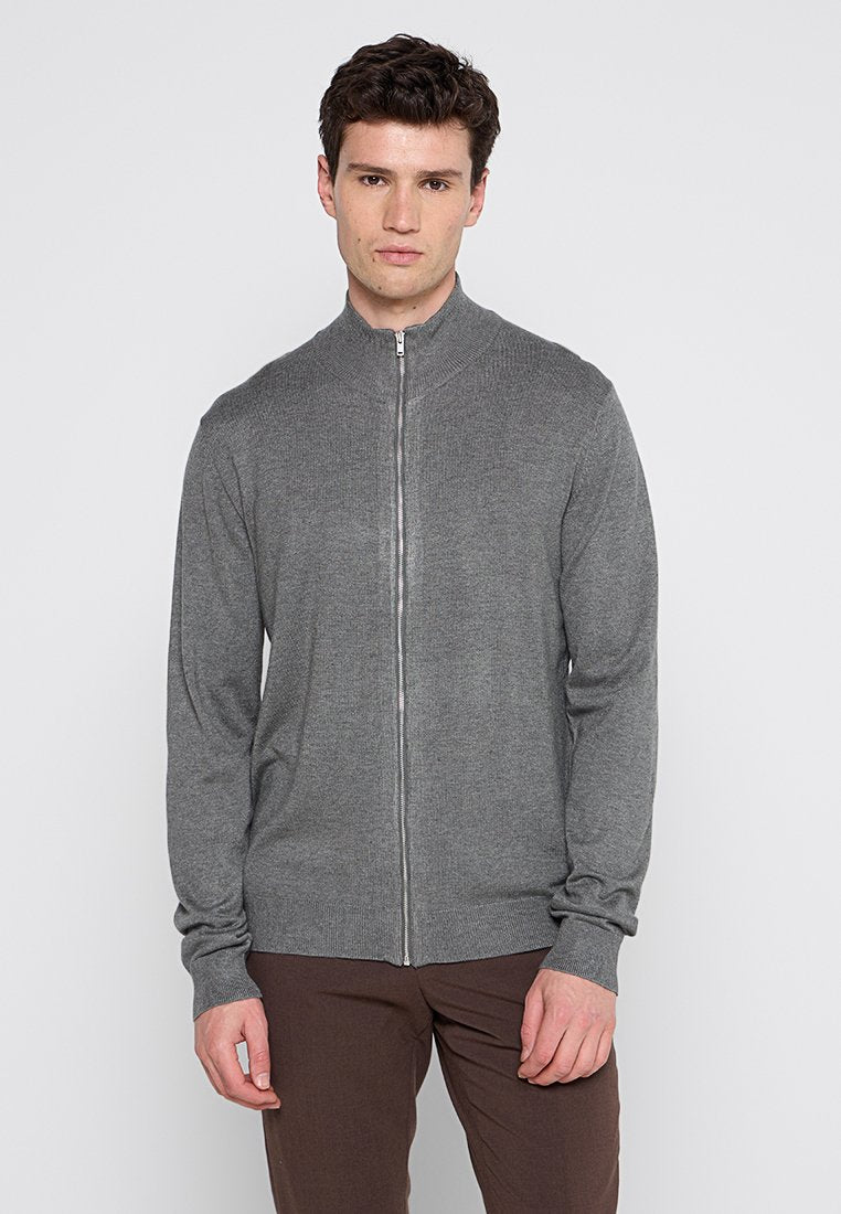 SLIM FIT Media 1