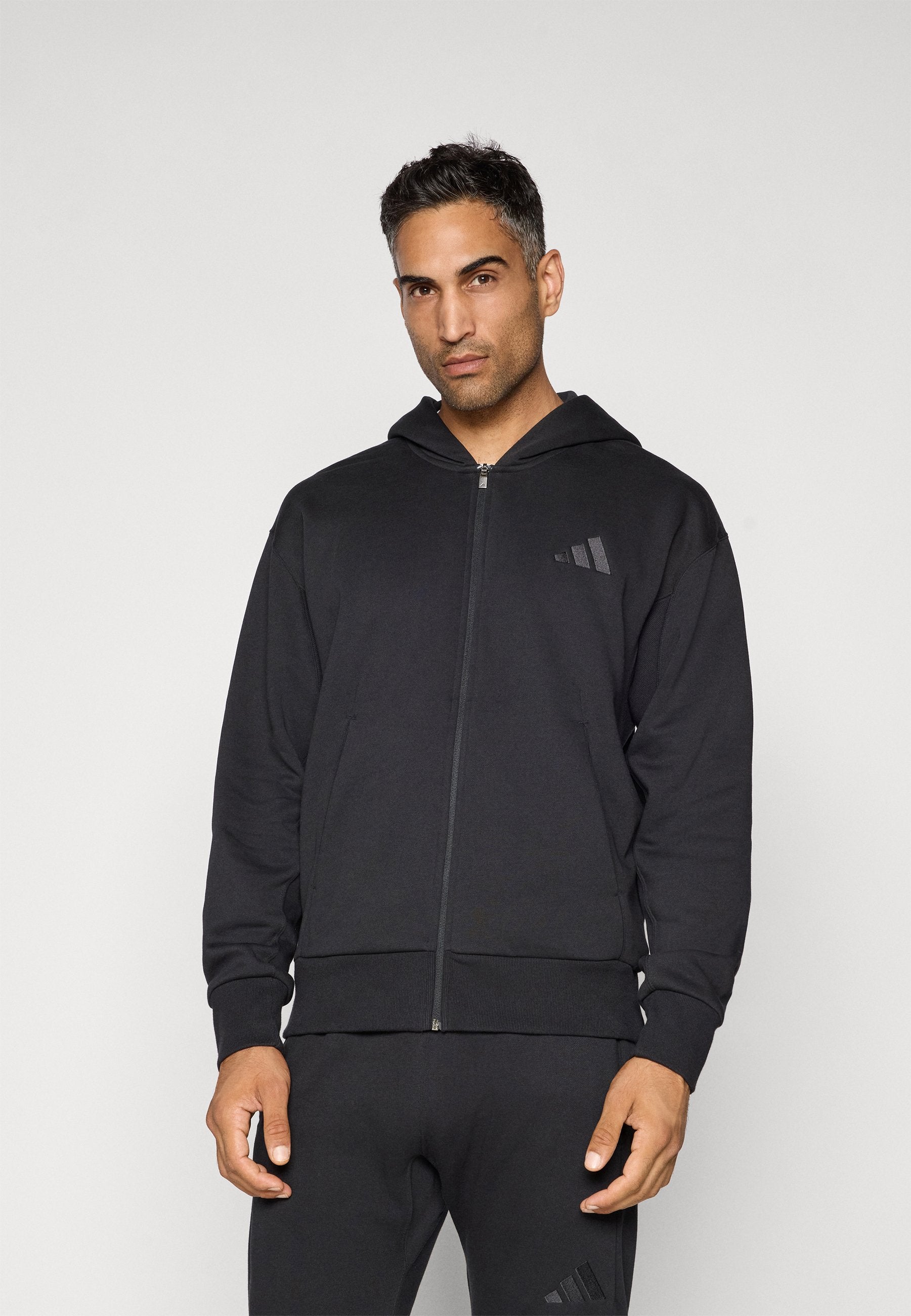 adidas Sportswear ALL SZN FLEECE FULL ZIP HOODIE