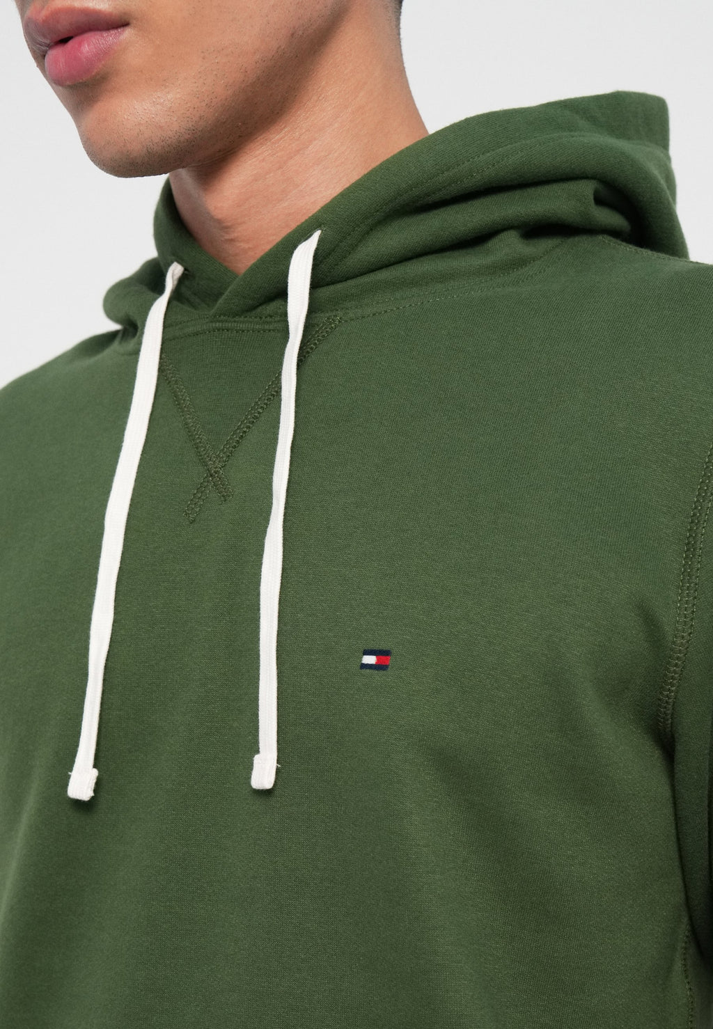 SEASONAL HOODY Media 6