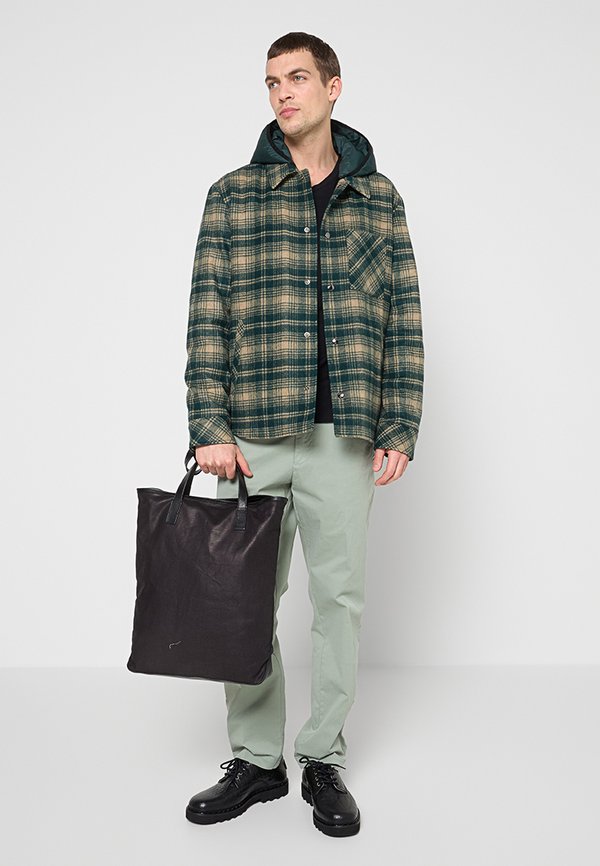 Bogner LARRY