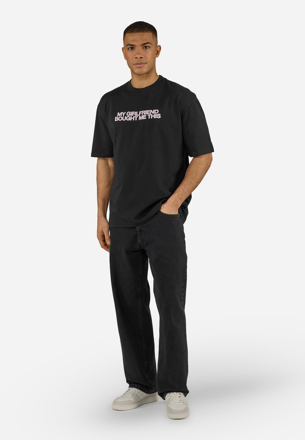 Pegador MARIBO OVERSIZED TEE