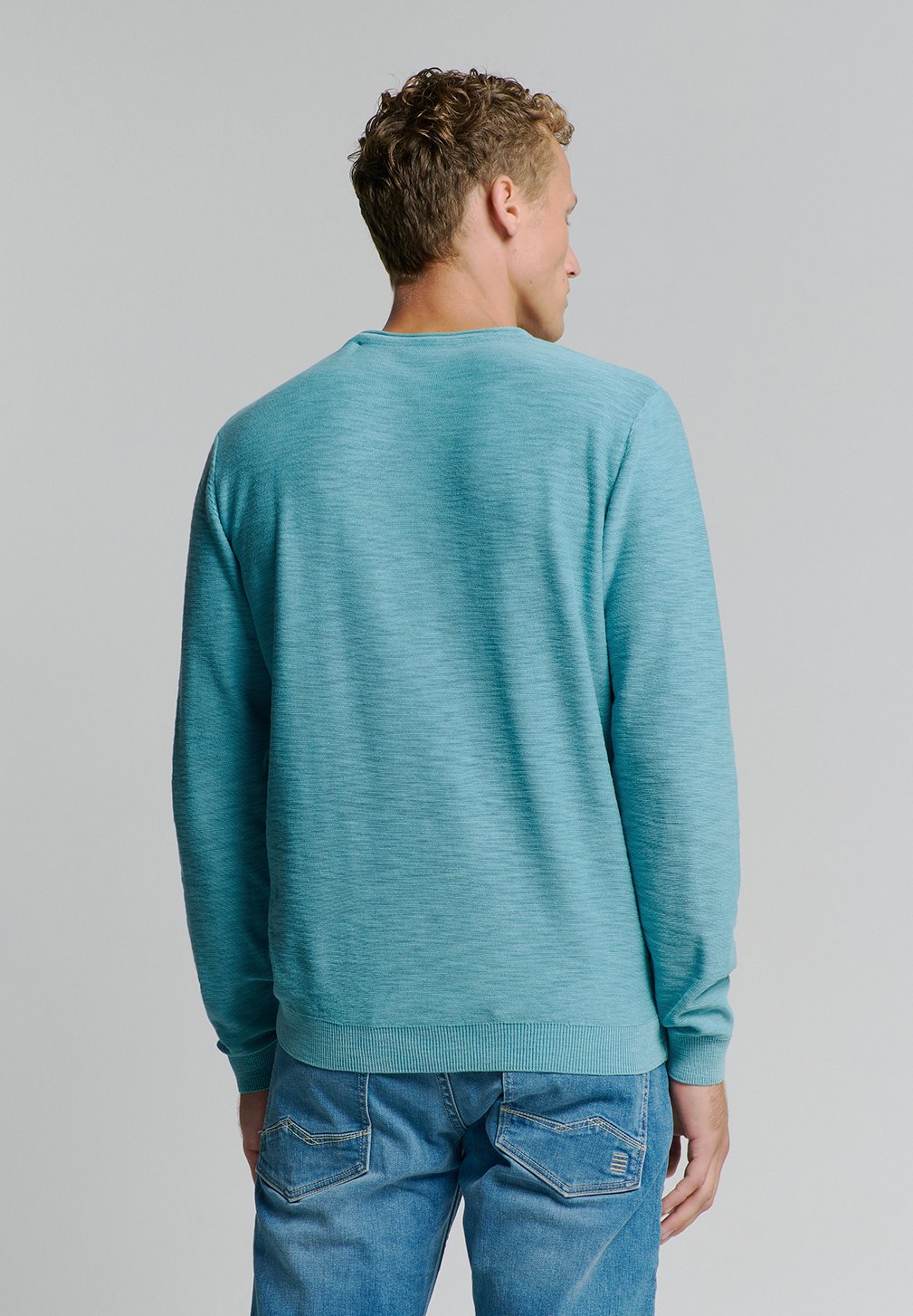 CREWNECK Media 4