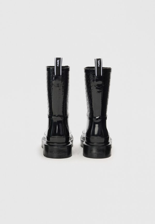 KARL LAGERFELD