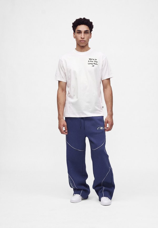 New Balance FOGGY DAZE - Print T-shirt - white