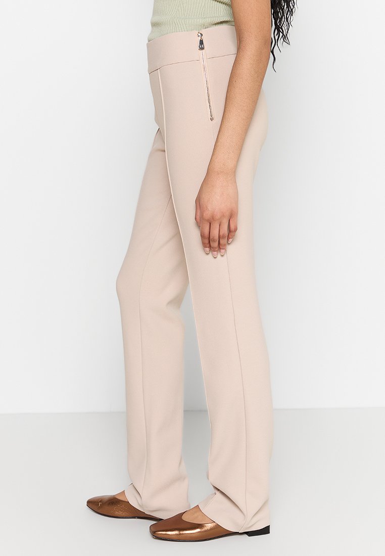 MARCIANO BY GUESS MIRTA