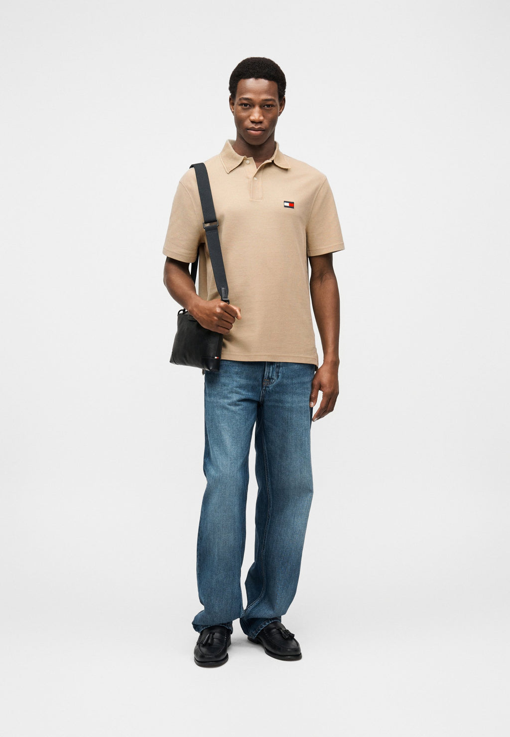 CLASSIC FIT KNIT COLLAR POLO SHIRT Media 2