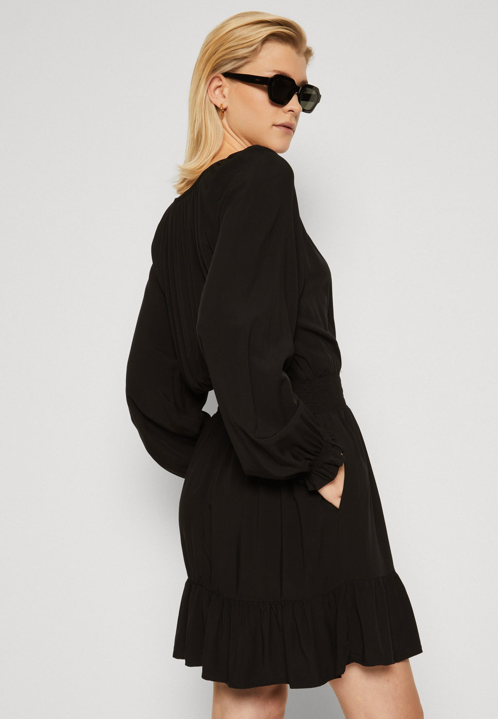 GAP SMOCK WAIST DRESS