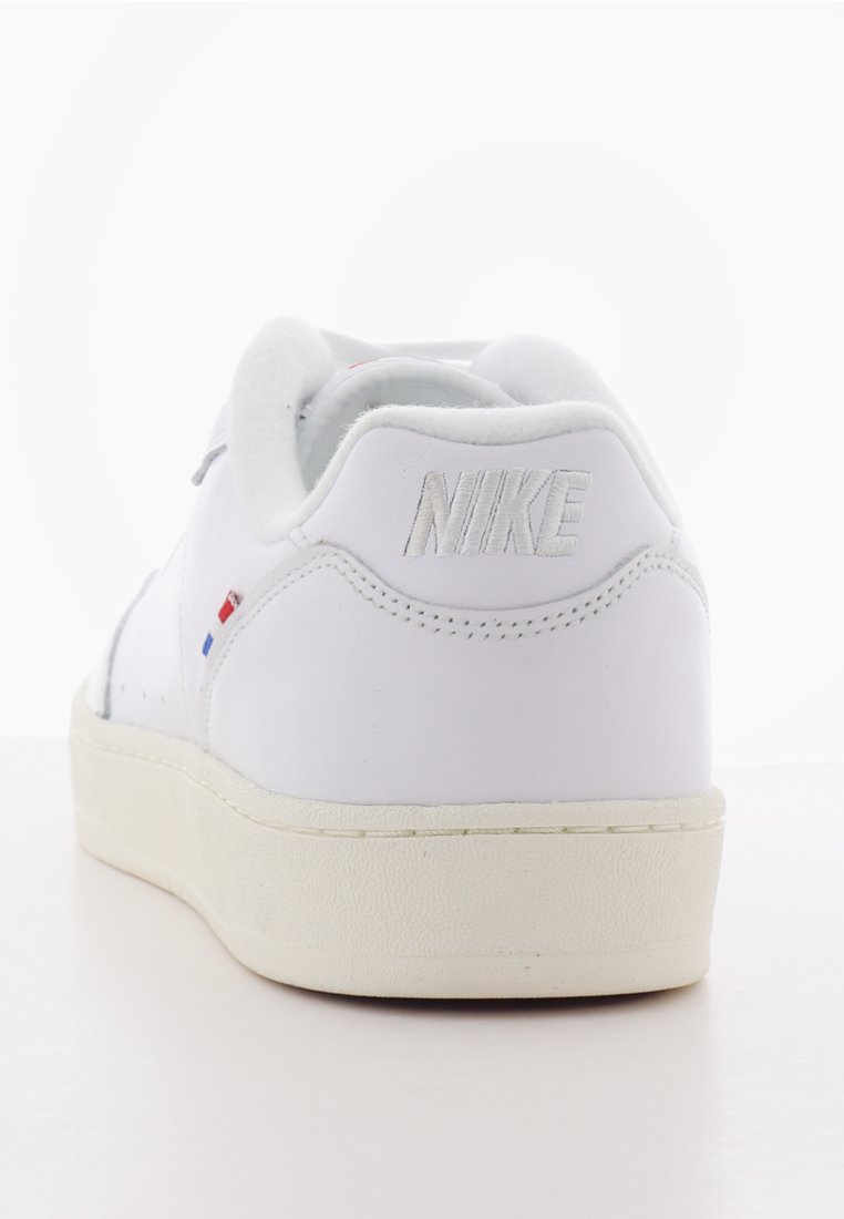 Nike Sportswear