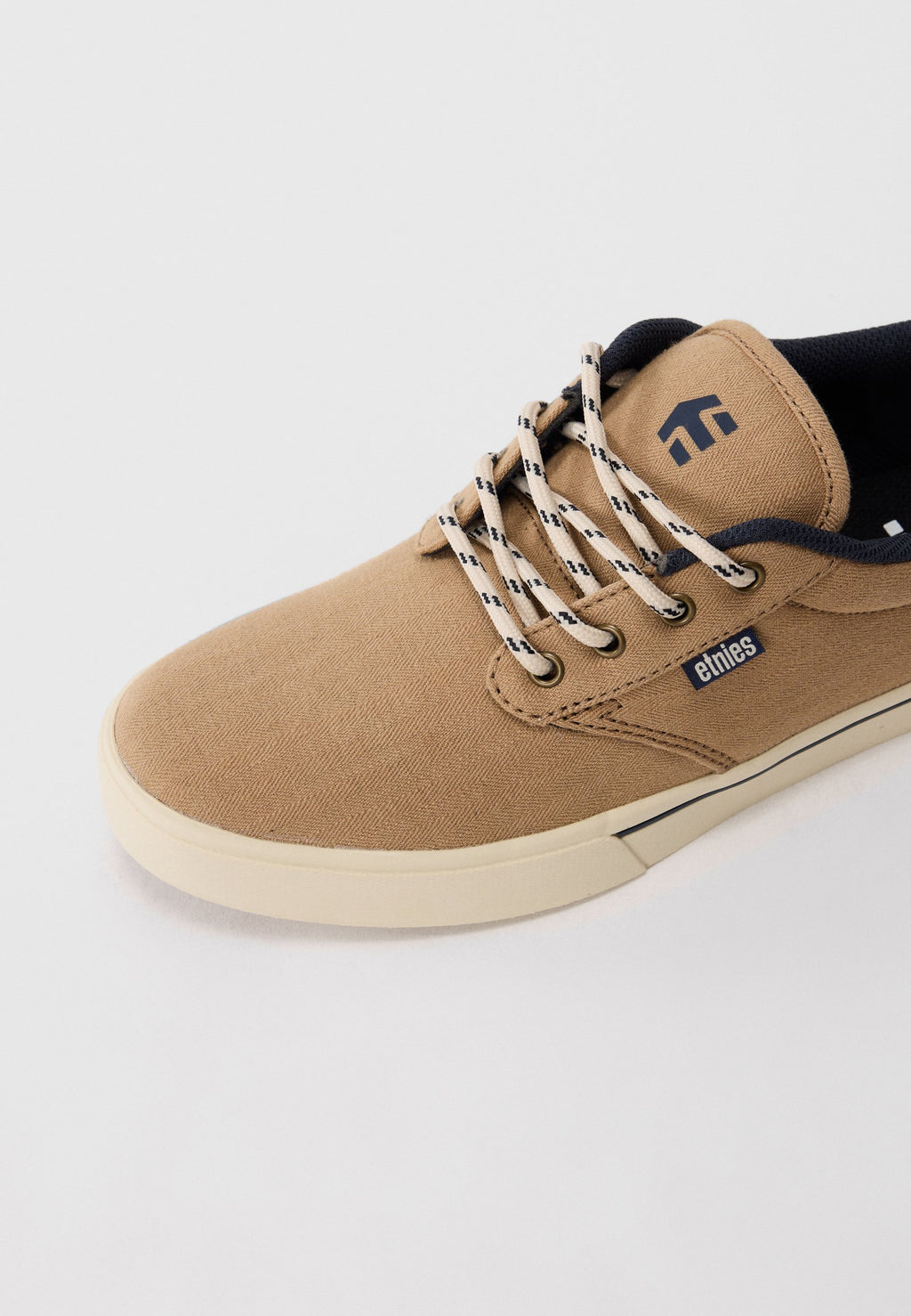 Etnies
