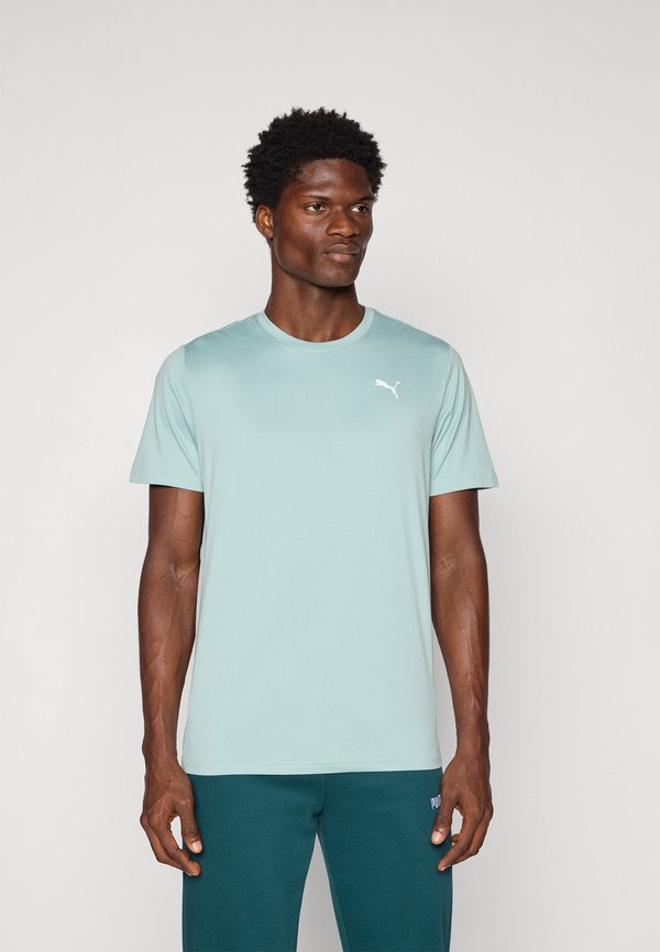 Puma TAD ESSENTIALS SOLID CAT TEE - Sports T-shirt - light moss