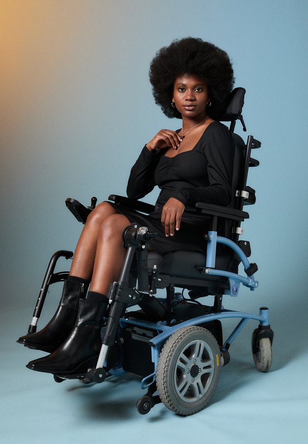 Even&Odd ADAPTIVE - LONG SLEEVES FLARED MINI DRESS