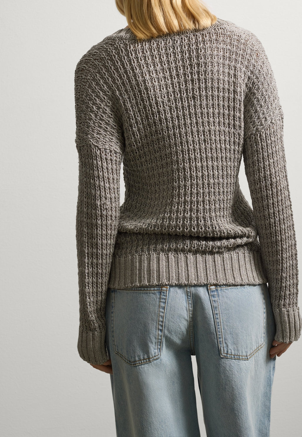 Stefanel  V NECK.