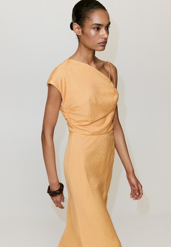 Mango ADULT - Day dress - orange
