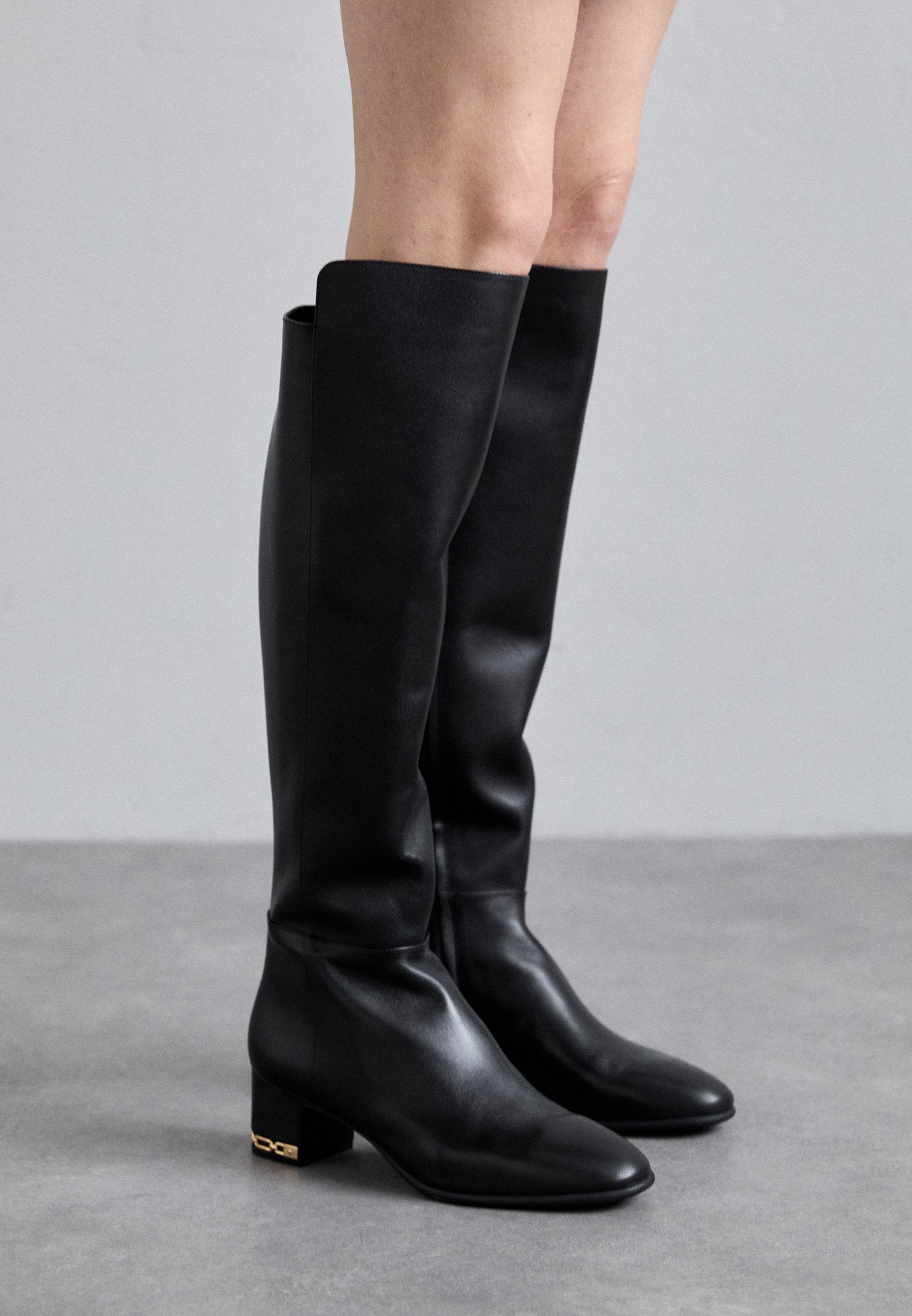 MICHAEL Michael Kors JUNE FLEX BOOT