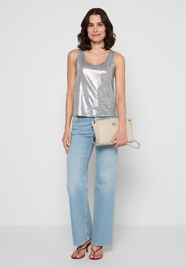 DKNY GALEN