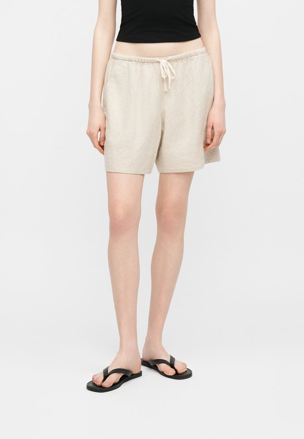 GAP PULL ON