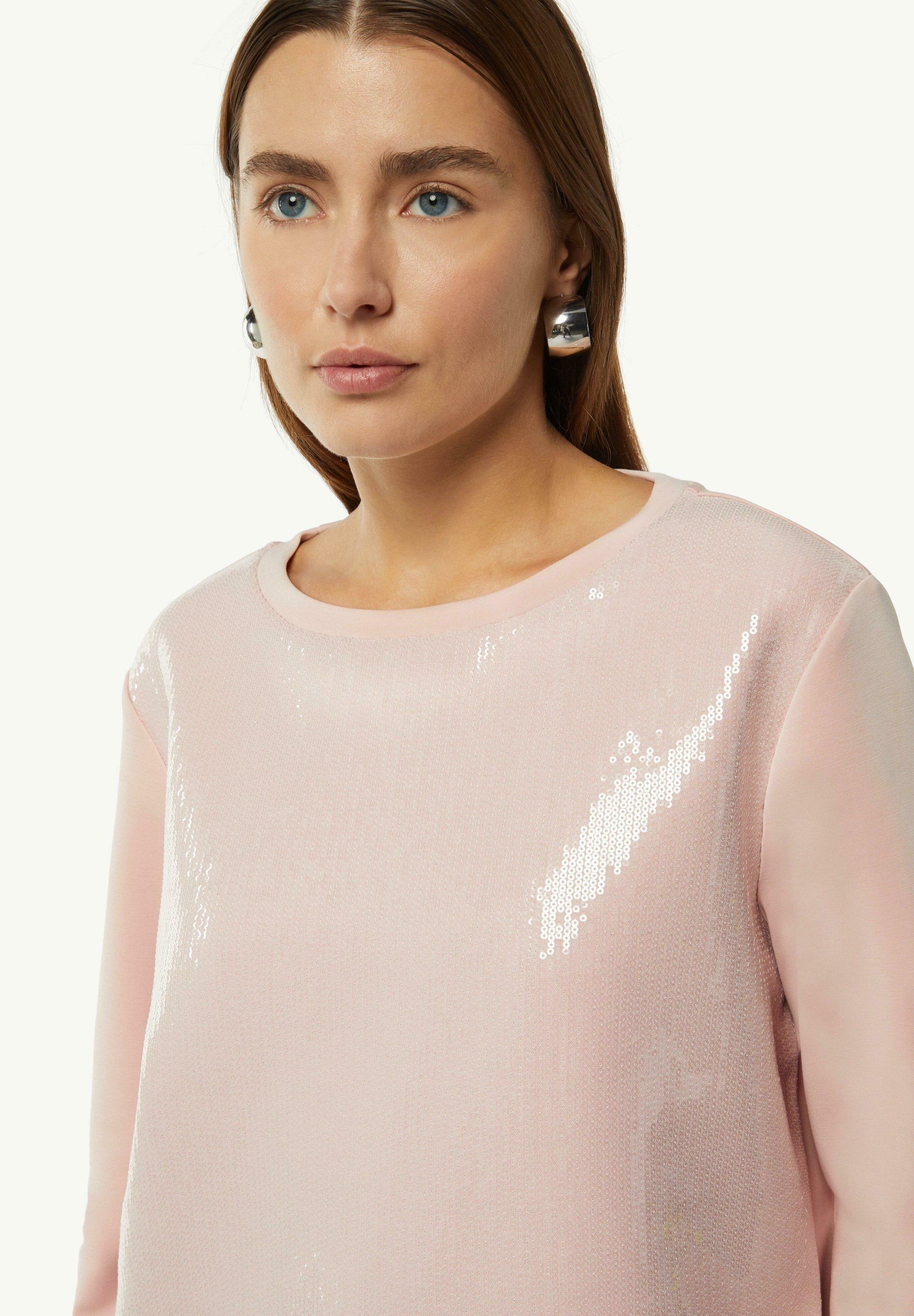 comma Sweatshirt Media 4