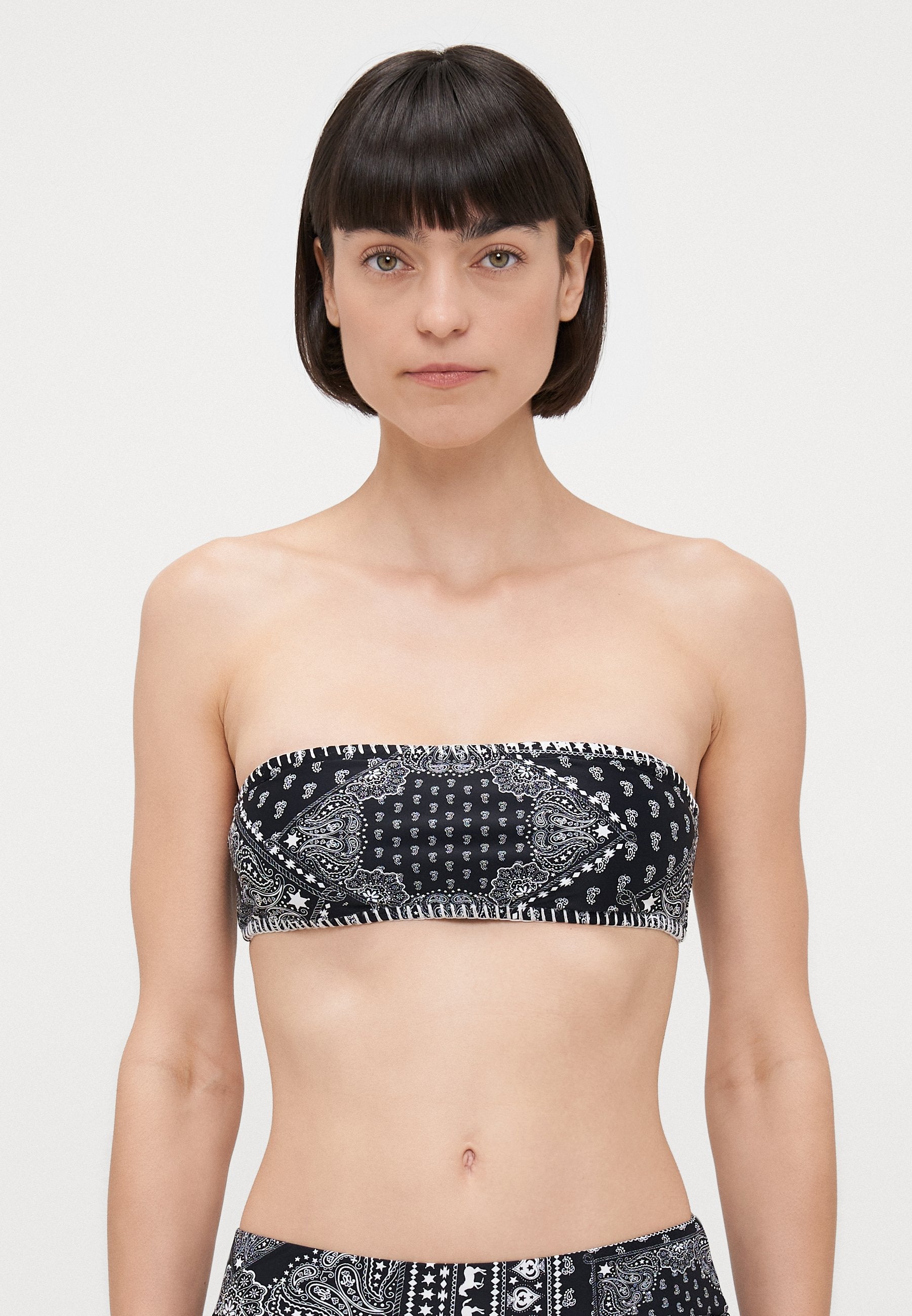 It's Now Cool THE BANDEAU