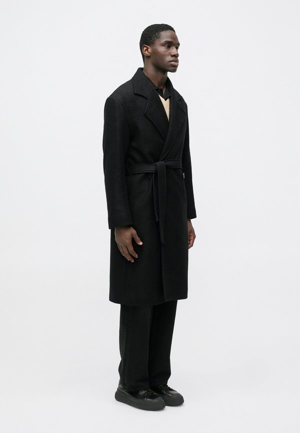 Essential Collective DOUBLE BREASTED COAT WITH BELT