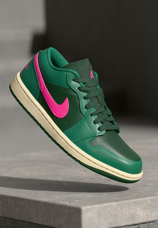 Jordan AIR JORDAN 1