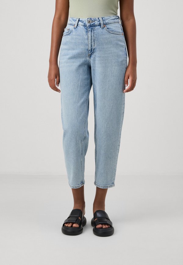 Vero Moda Petite VMTESSA MOM  - Baggy Jeans - light blue denim