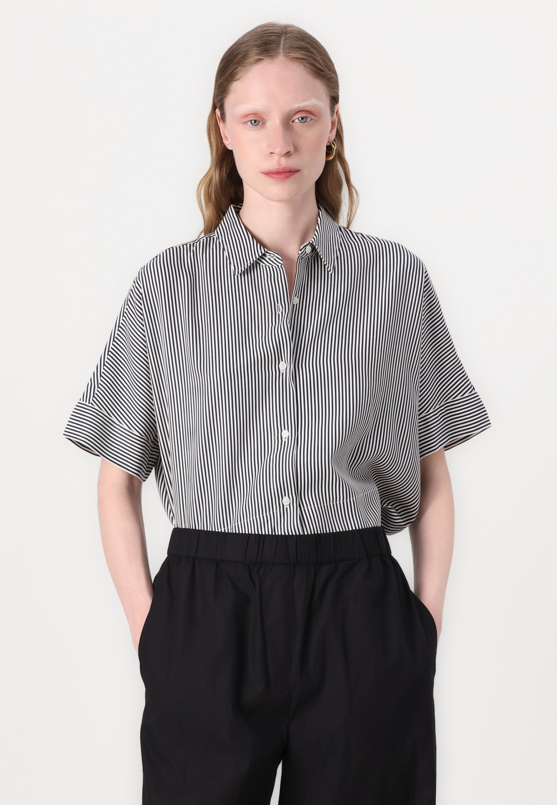 WIDE LEG PANT Media 5