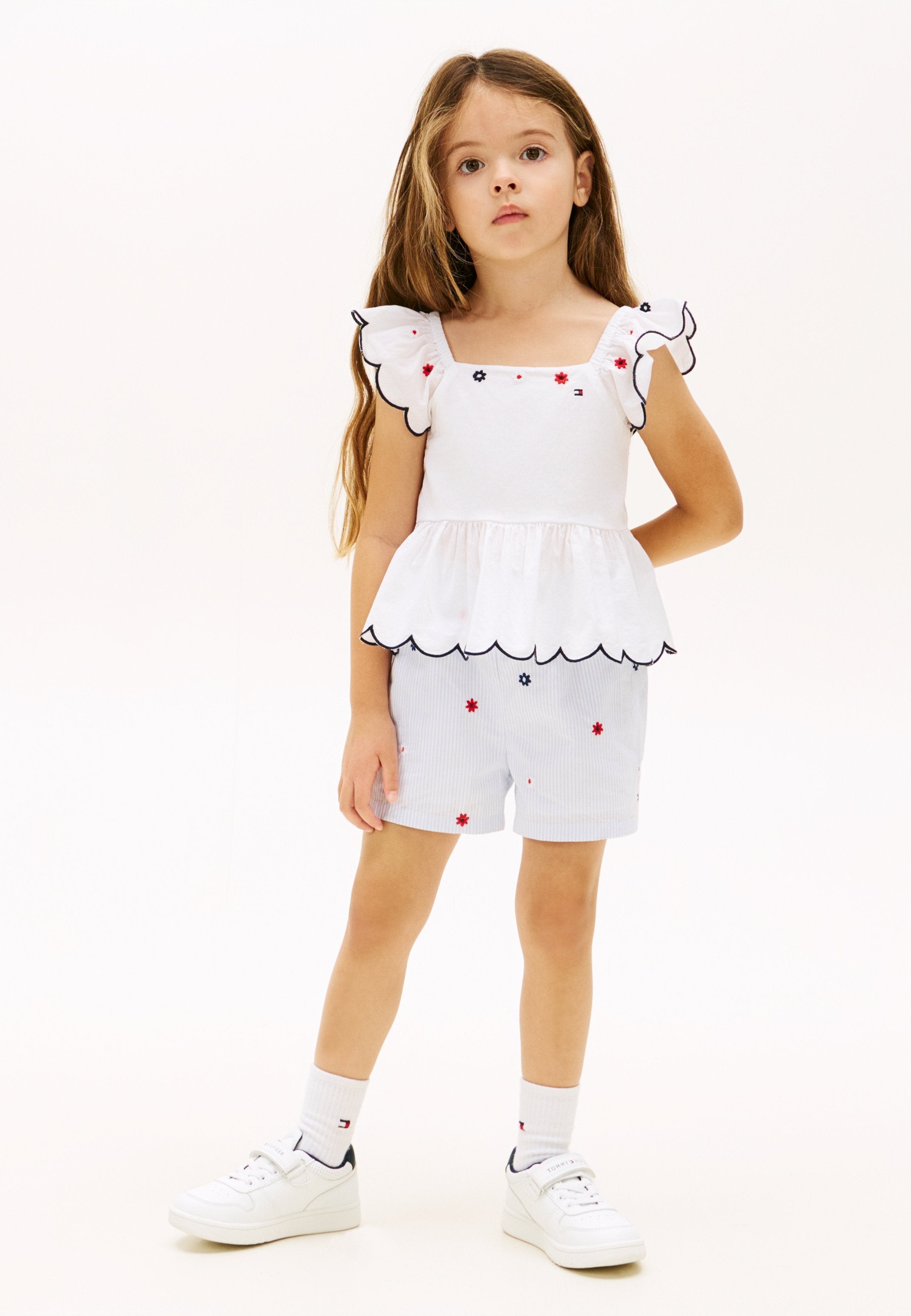 FLORAL EMBROIDERY WIDE LEG SHORTS Media 2
