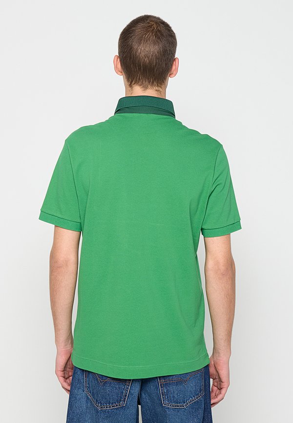 Lacoste REGULAR FIT