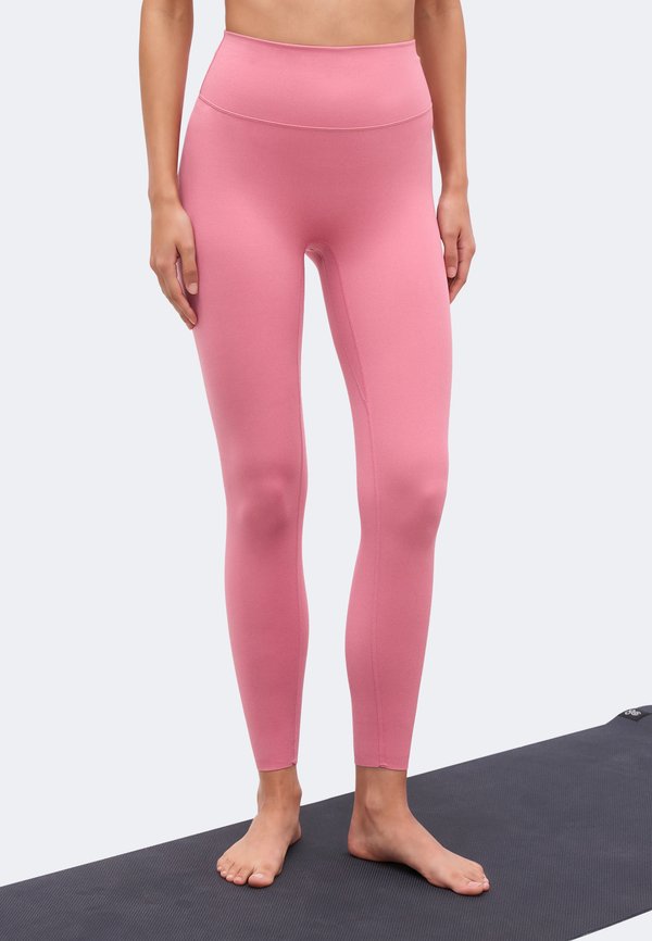 Nike Performance ZENVY - Leggings - peony/white