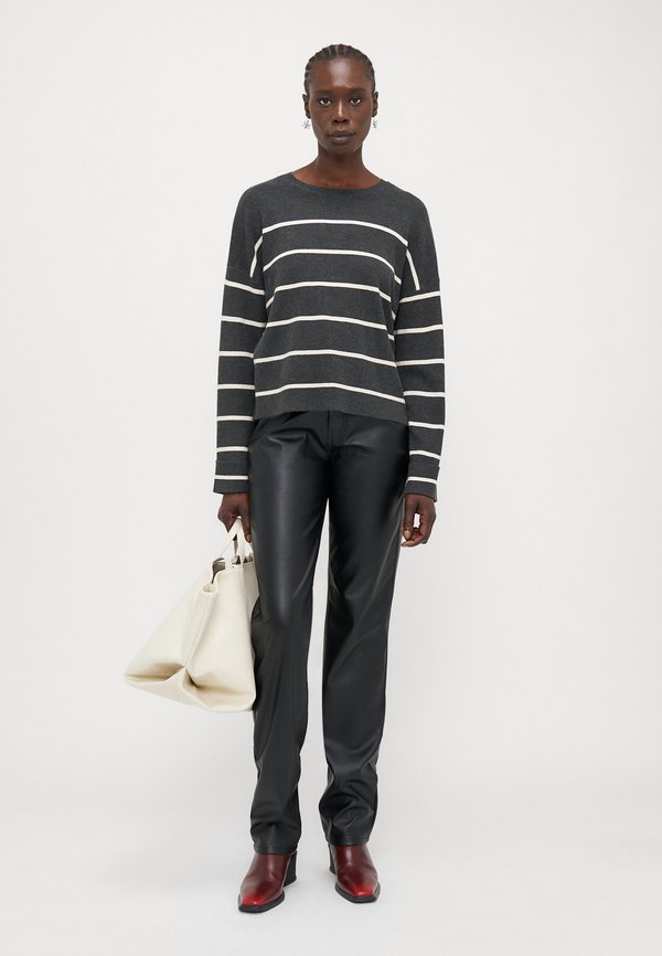 ONLY Tall ONLAMY O NECK