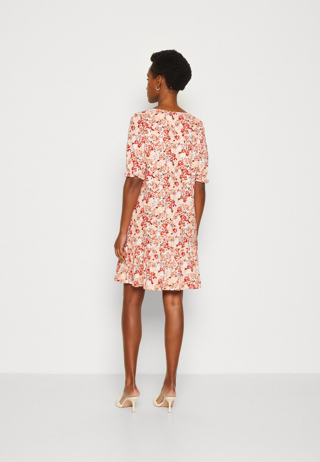 DRESS Media 4