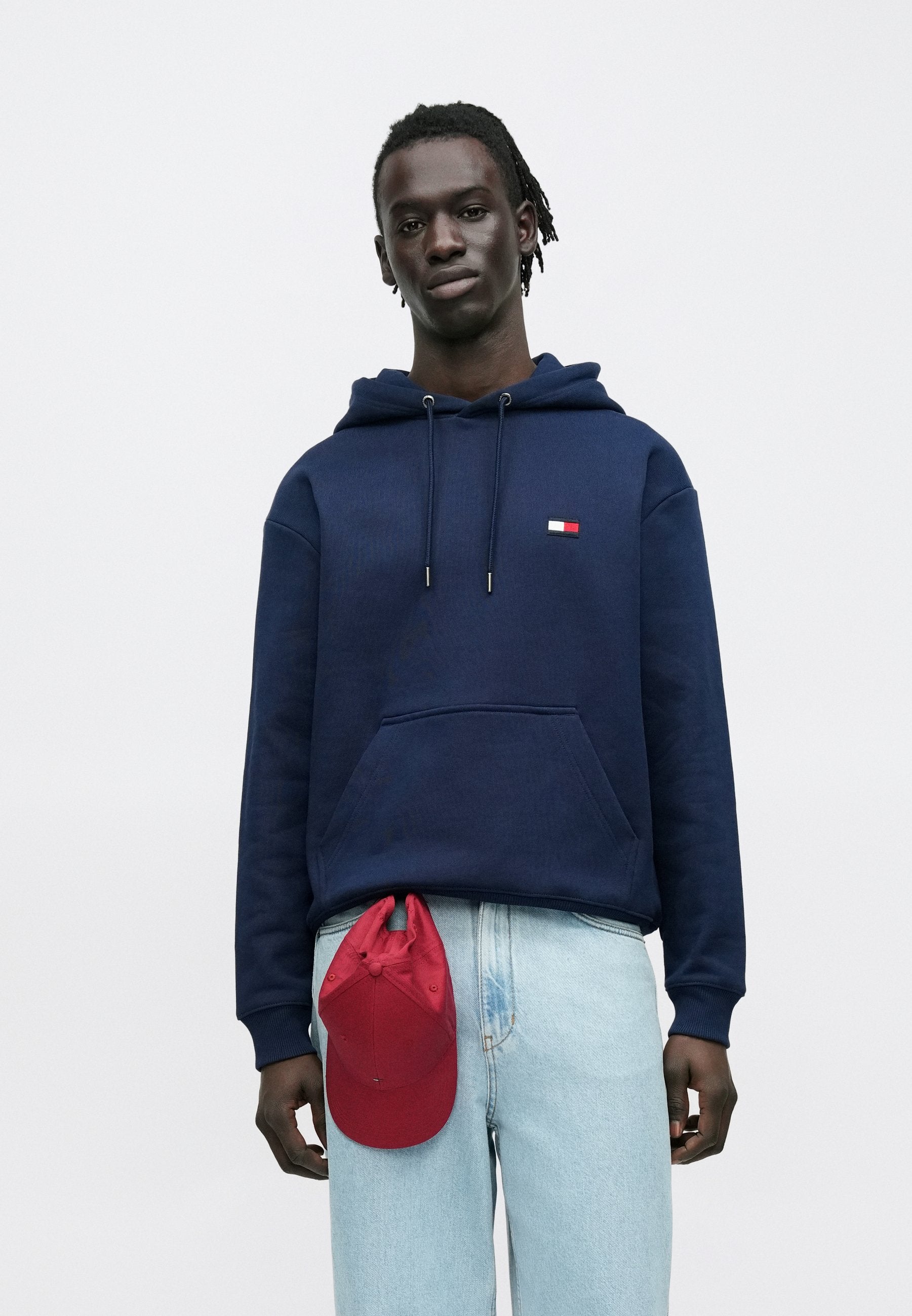 RELAXED BACK FLAG TERRY HOODY Media 4