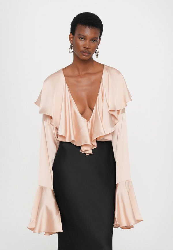 Norma Kamali LONG SLEEVE DEEP V RUFFLE BODYSUIT