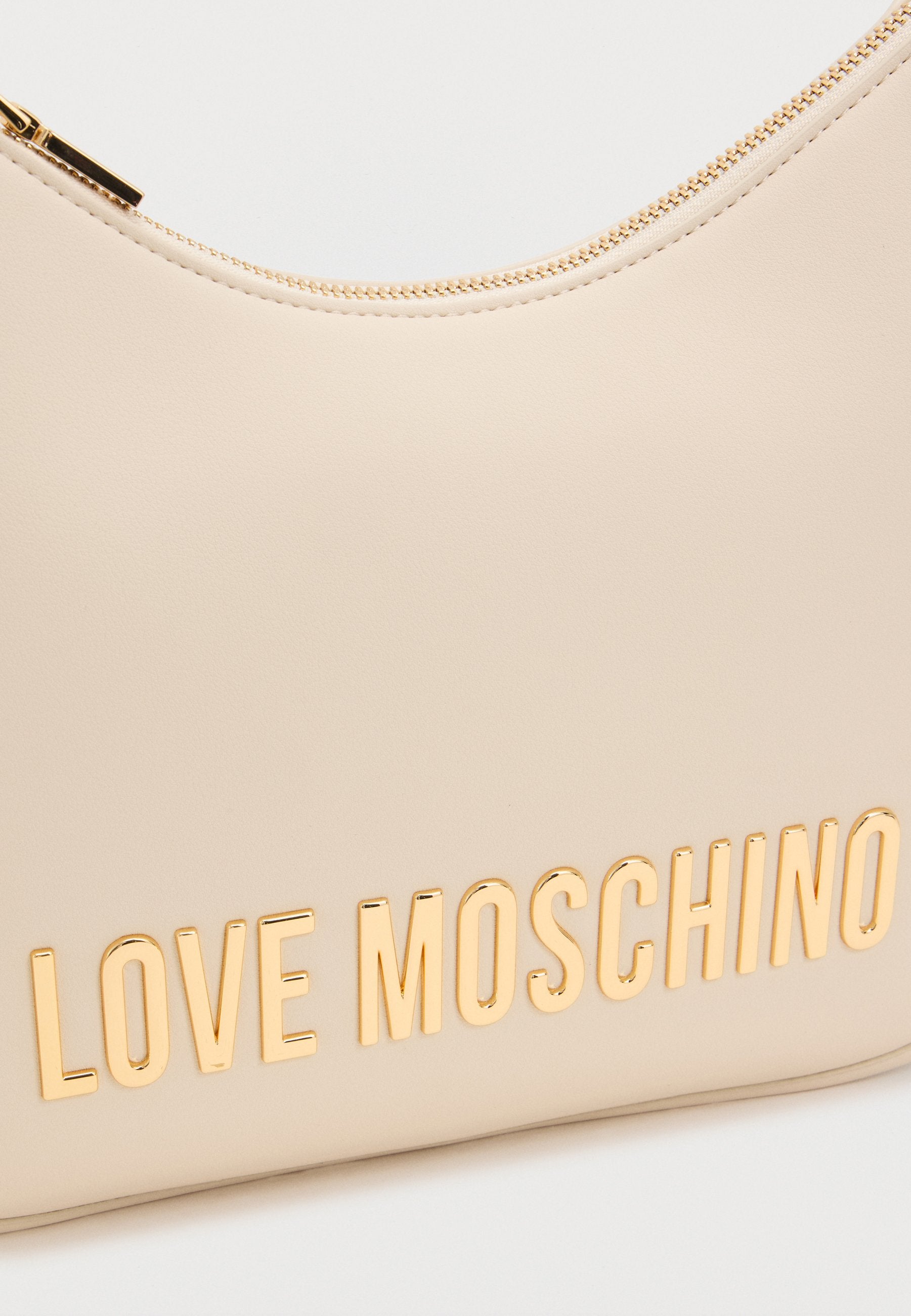 Love Moschino