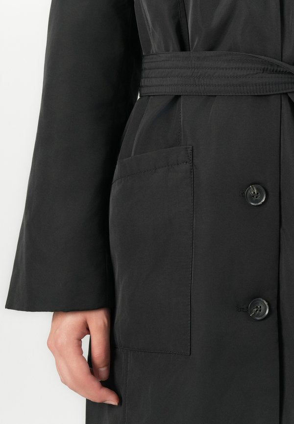 Bruuns Bazaar REGINAE FLORELI COAT