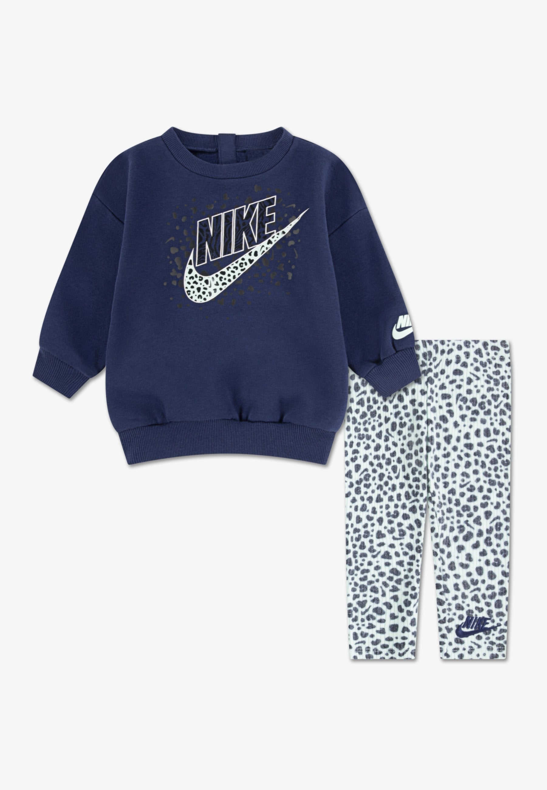 Nike Sportswear WARMTH CREW LEGGING SET