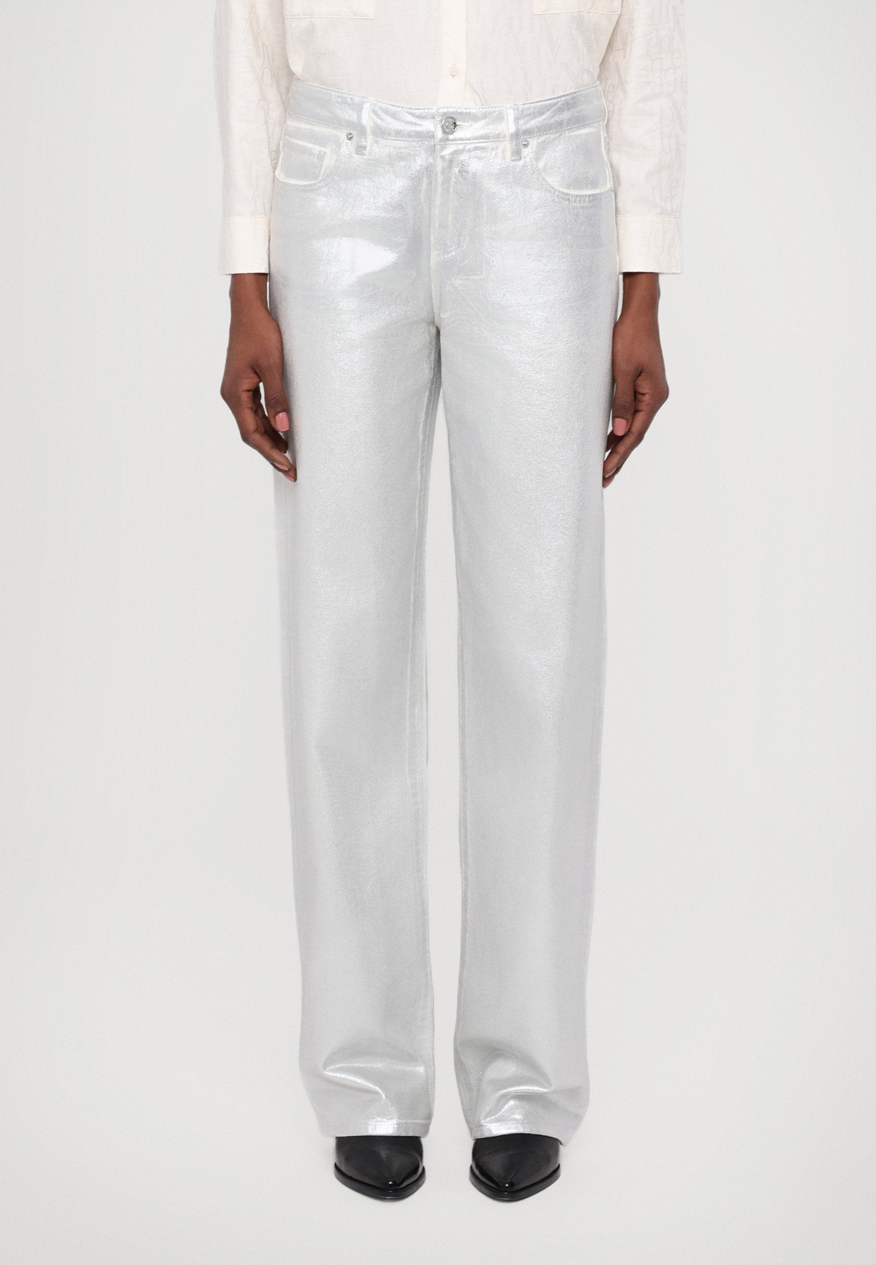 POCKETS PANT Media 3