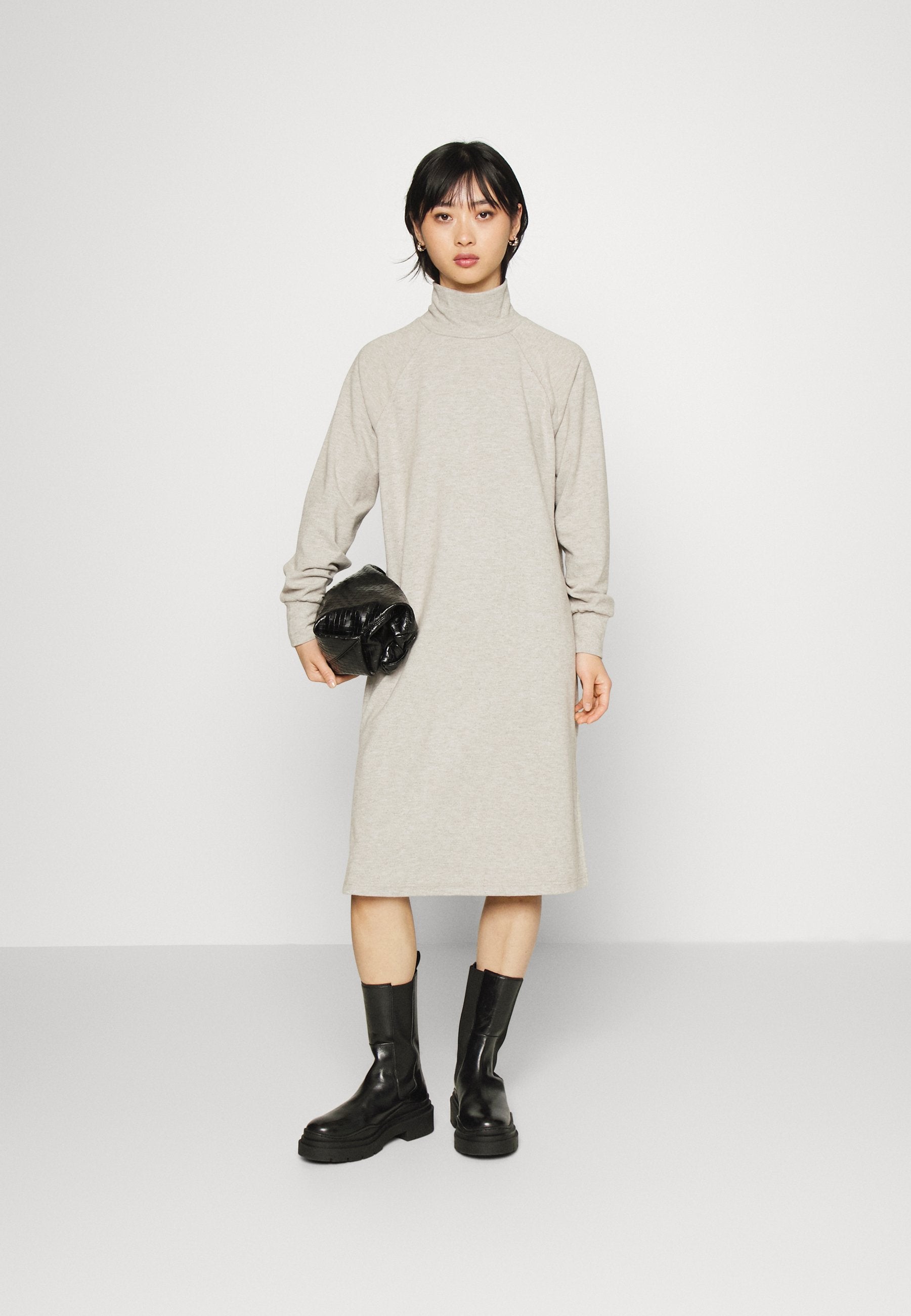 ONLDREAM HIGHNECK DRESS Media 2