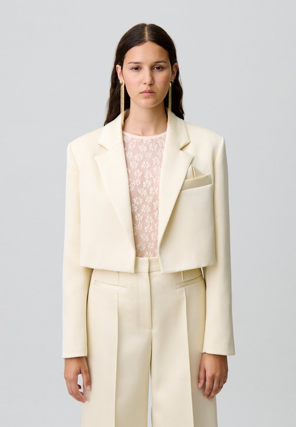 Claudie Pierlot