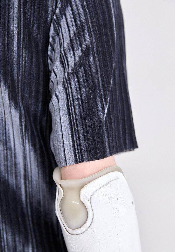 Anna Field ADAPTIVE FOLDED WATERFALL NECK