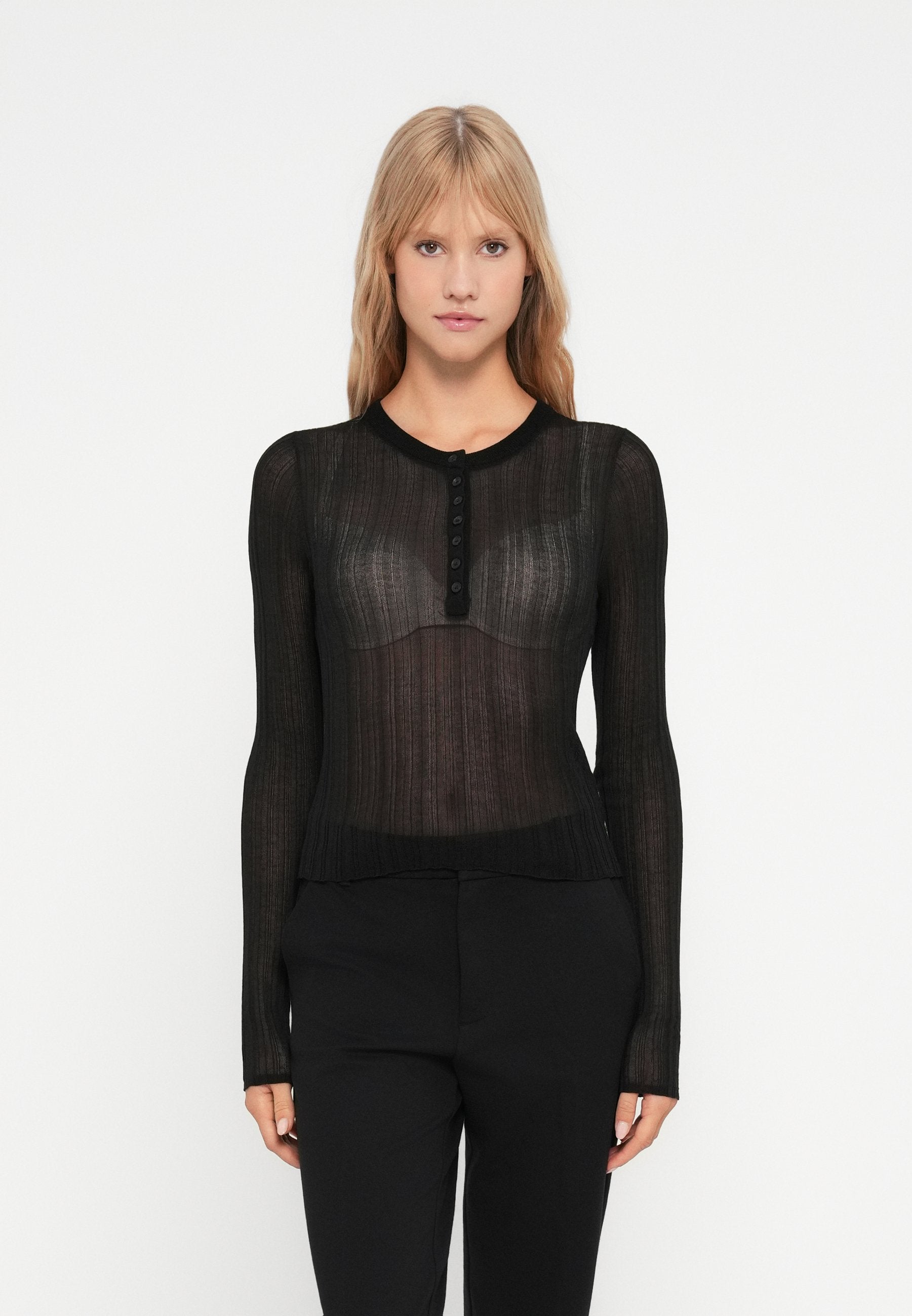GAP HENLEY