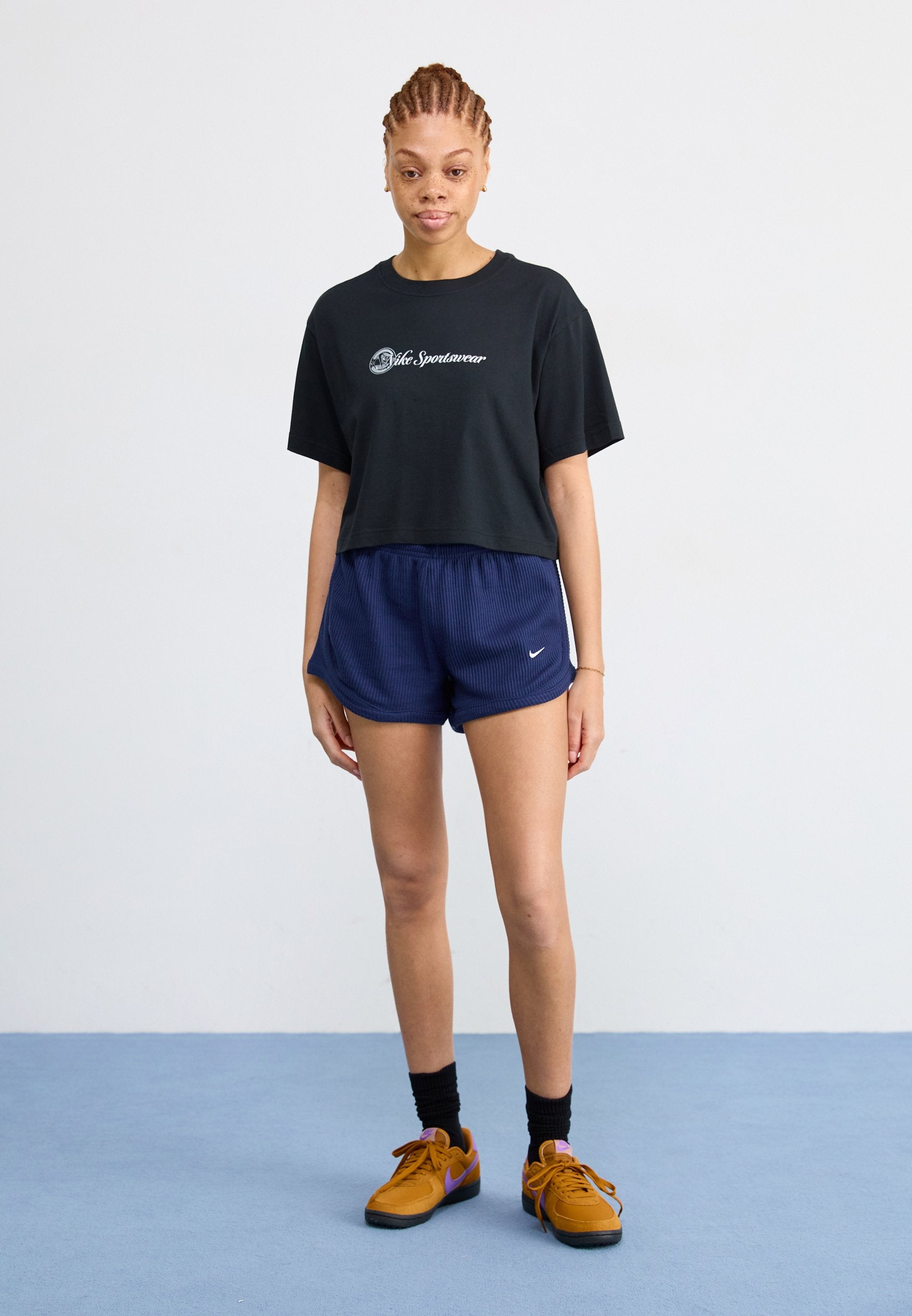 Nike Sportswear CLUB CROP TEE