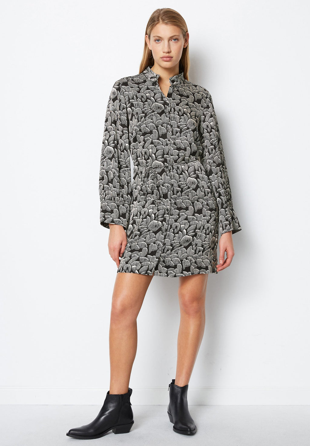 Marc O'Polo WIDE SLEEVE COLLARSTAND GATHERING DETAILS FINE BELT