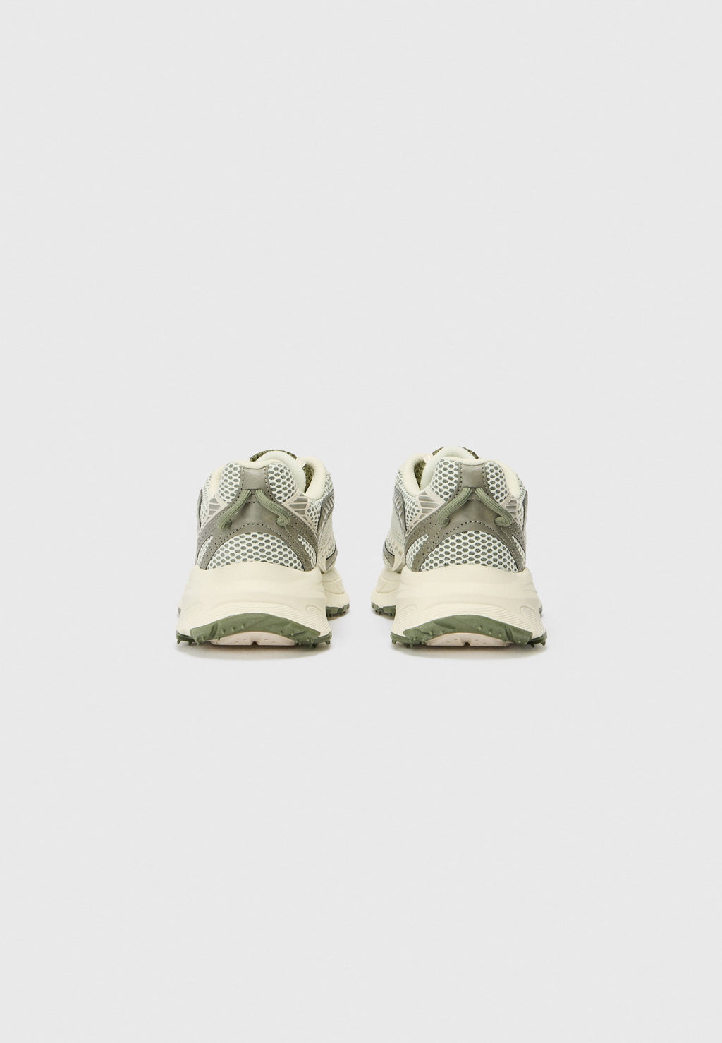 Lacoste L003 NEO SHOT 225