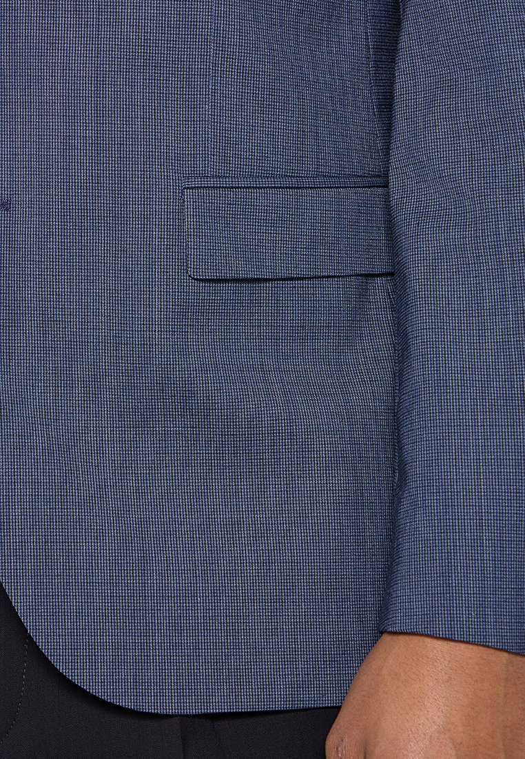 HUGO SLIM FIT