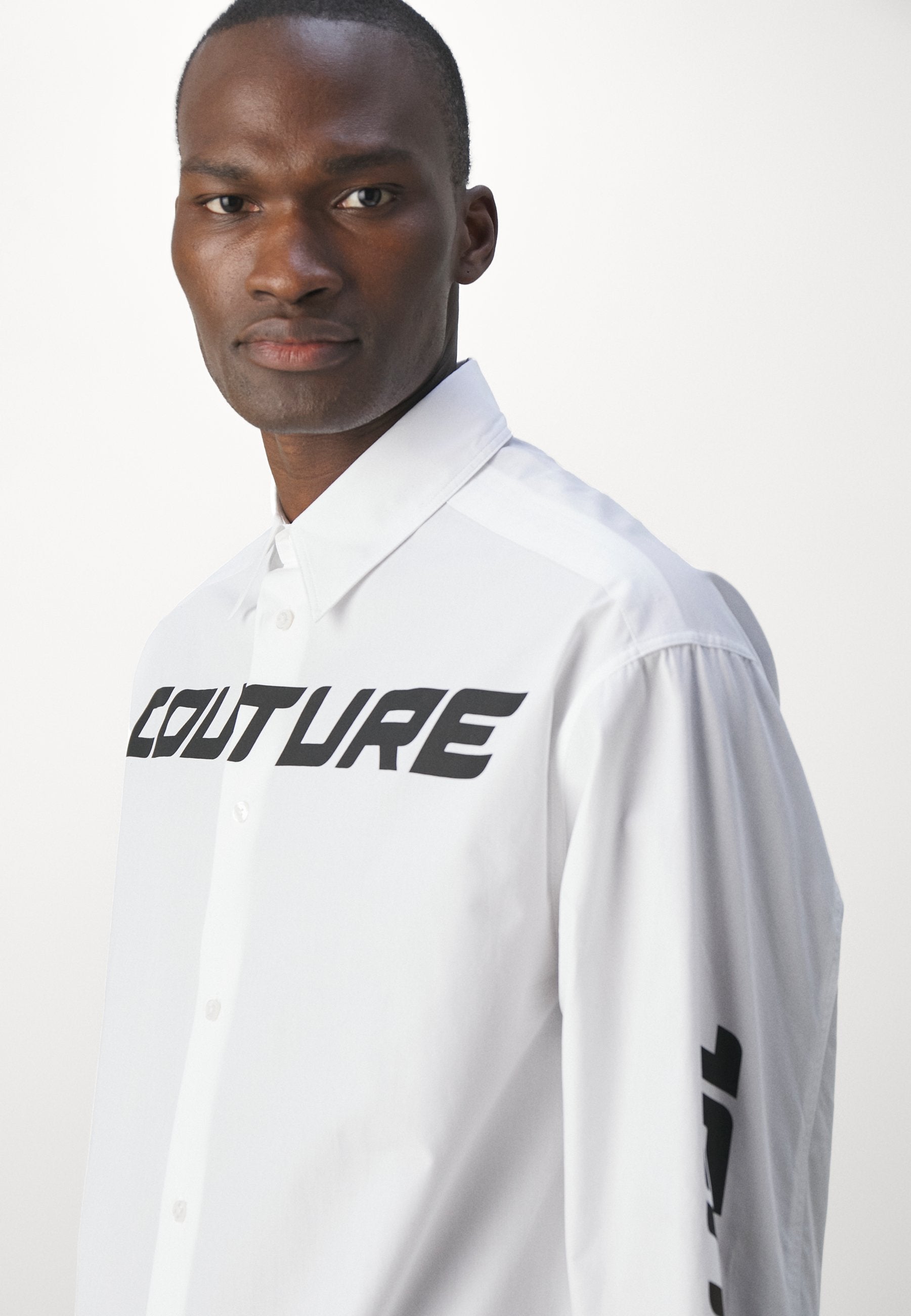 Versace Jeans Couture LOGO LINE