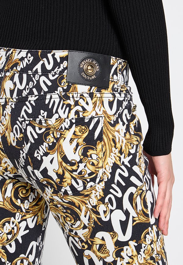 Versace Jeans Couture
