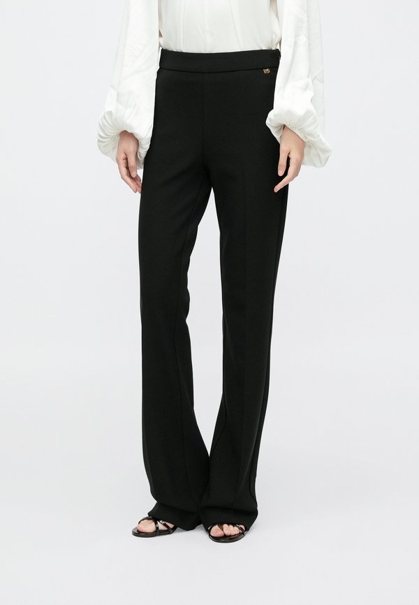 MARCIANO BY GUESS STRAIGHT