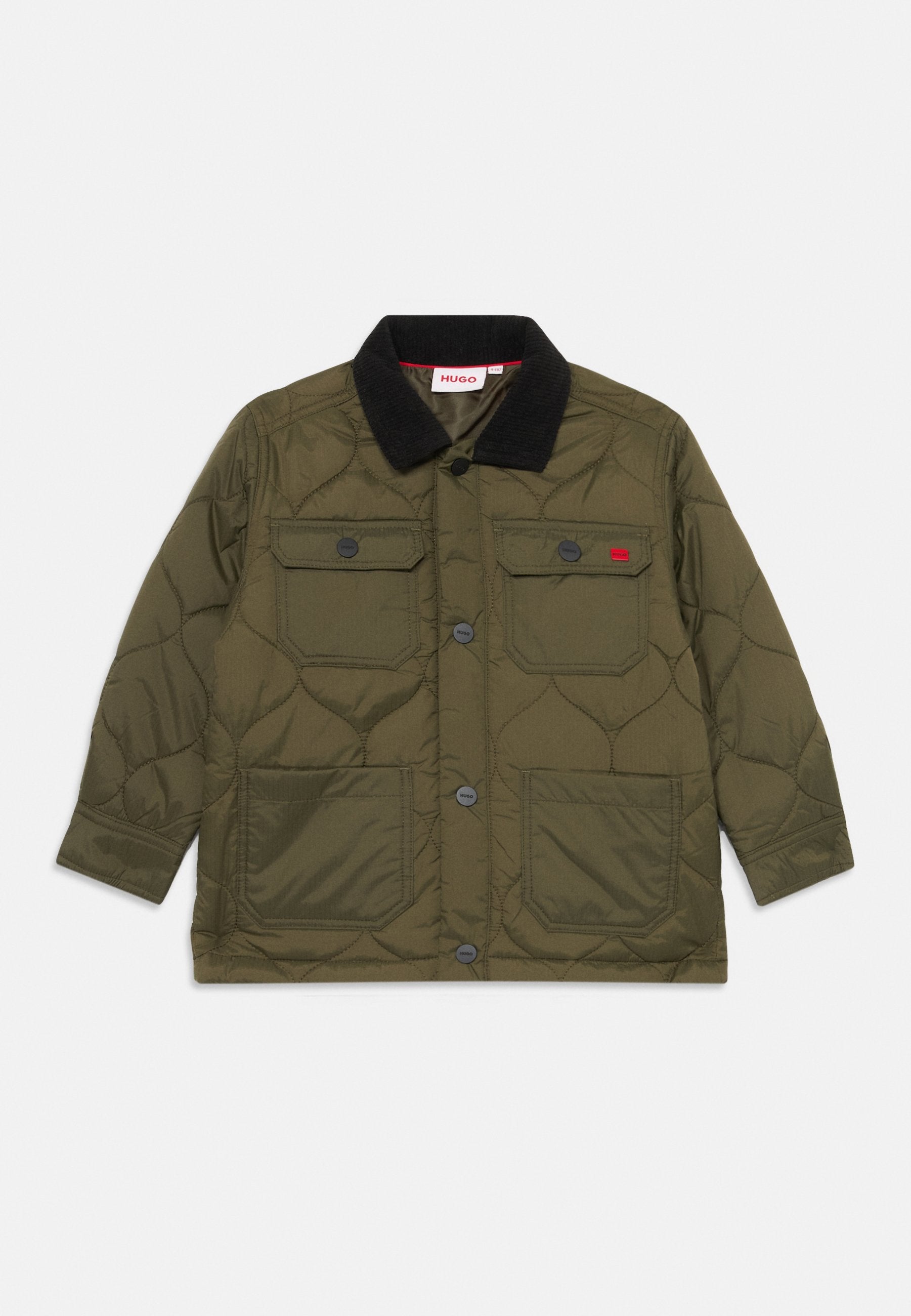 Grüne gesteppte Jacke mit schwarzem Kragen, zwei Brusttaschen und zwei unteren Taschen, verstärkten Nähten und Knopfverschlüssen.