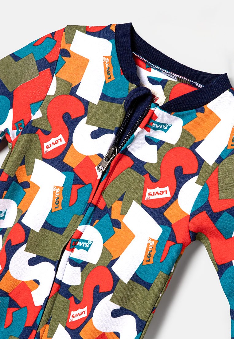 Levi's®